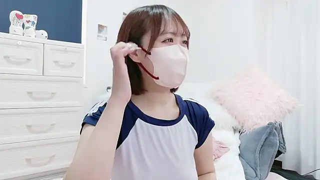Snapshot of Himari_162 chatting on 05-17-26, 04:23 Himari 162 online show from 05-17-26, 04:23