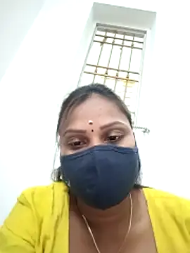 Snapshot of Tamil_Hot_Nisha chatting on 02-20-26, 04:53 Tamil Hot Nisha online show from 02-20-26, 04:53