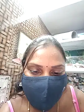 Snapshot of Tamil_Hot_Nisha chatting on 02-09-26, 04:27 Tamil Hot Nisha online show from 02-09-26, 04:27