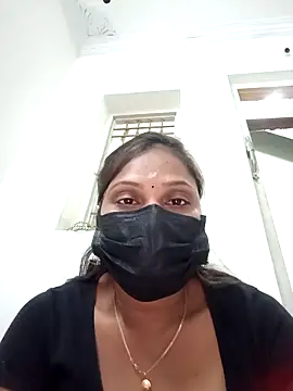 Snapshot of Tamil_Hot_Nisha chatting on 02-24-26, 05:36 Tamil Hot Nisha online show from 02-24-26, 05:36