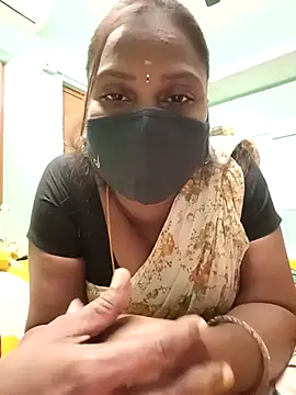 Snapshot of Tamil_Hot_Nisha chatting on 02-10-26, 06:23 Tamil Hot Nisha online show from 02-10-26, 06:23