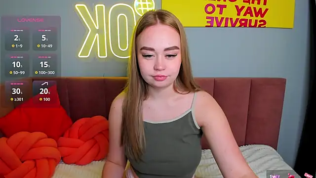 Snapshot of BellaAiry chatting on 05-17-26, 01:49 BellaAiry online show from 05-17-26, 01:49
