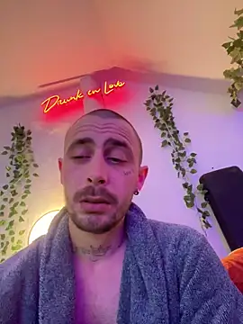 Piratee666 online show from 03-29-26, 12:45