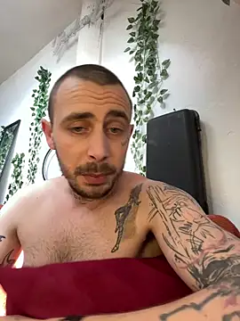 Piratee666 online show from 04-10-26, 12:01