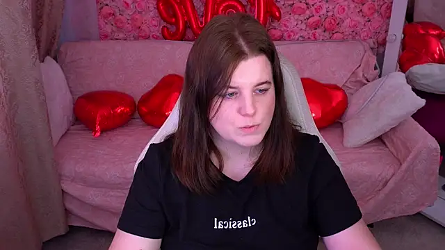 Snapshot of KristiFoxy chatting on 02-18-26, 10:44 KristiFoxy online show from 02-18-26, 10:44