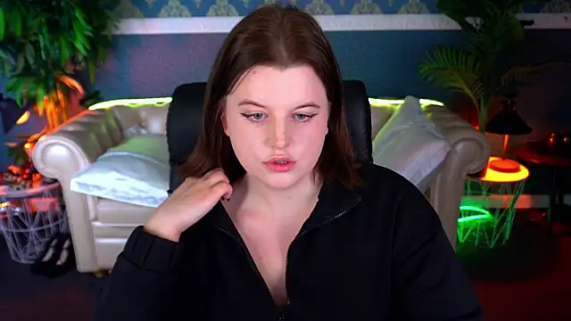 KristiFoxy online show from 04-15-26, 06:45