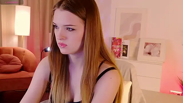 StarryLia online show from 03-04-26, 01:52