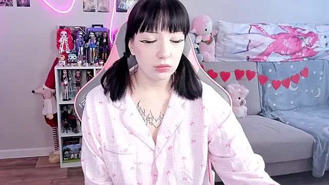 MollysLand online show from 02-26-26, 08:36