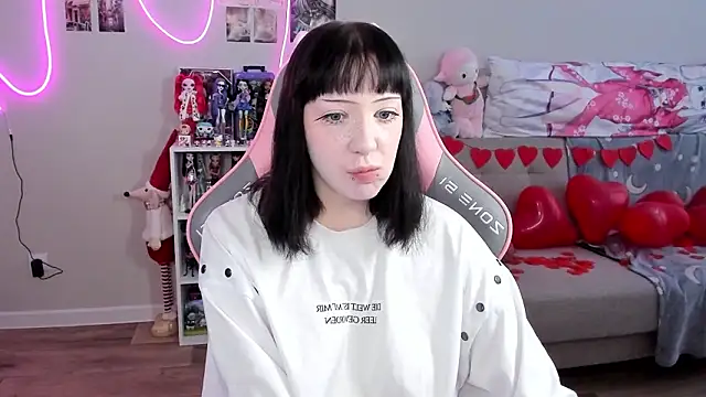 MollysLand online show from 02-12-26, 09:31