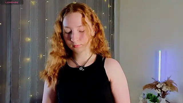 Snapshot of MaraButtrey chatting on 07-05-26, 03:22 MaraButtrey online show from 07-05-26, 03:22