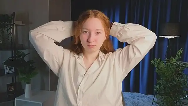 Snapshot of MaraButtrey chatting on 02-08-26, 01:25 MaraButtrey online show from 02-08-26, 01:25