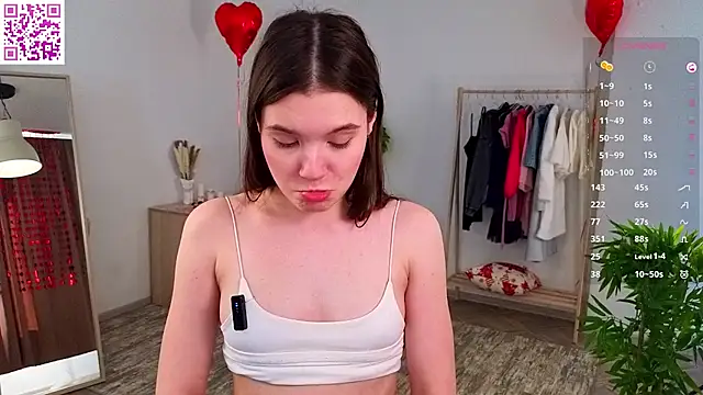 Snapshot of MirthaZien chatting on 03-02-26, 07:15 MirthaZien online show from 03-02-26, 07:15