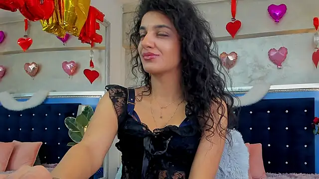 Snapshot of YasmineDelight chatting on 02-17-26, 08:44 YasmineDelight online show from 02-17-26, 08:44