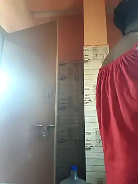 Snapshot of 06Rozi chatting on 02-20-26, 07:43 06Rozi online show from 02-20-26, 07:43