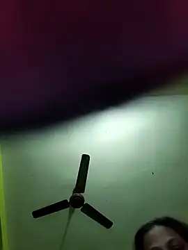 Snapshot of 06Rozi chatting on 02-19-26, 08:17 06Rozi online show from 02-19-26, 08:17