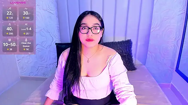 Snapshot of Lya_dubois_ chatting on 07-16-26, 08:39 Lya dubois online show from 07-16-26, 08:39