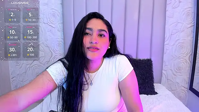 Snapshot of Lya_dubois_ chatting on 02-13-26, 08:53 Lya dubois online show from 02-13-26, 08:53