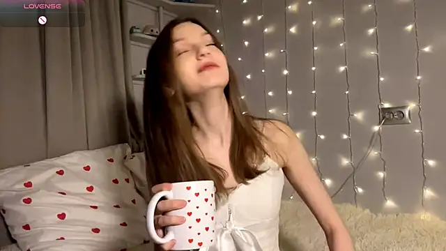 ameliamo online show from 02-14-26, 04:13