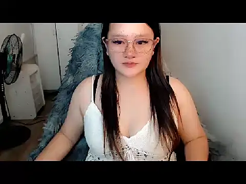 UrLovelyWetPussy online show from 02-28-26, 11:54