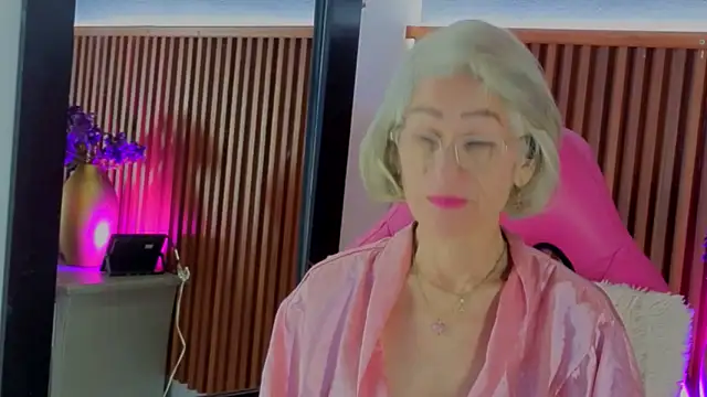 miss monserrate01 online show from 06-05-26, 01:28