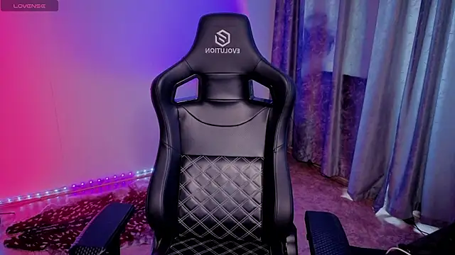 alice charm  online show from 03-21-26, 03:30