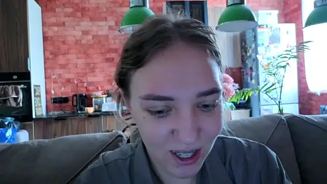Snapshot of alice_charm_ chatting on 05-03-26, 02:49 alice charm online show from 05-03-26, 02:49