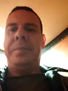 Snapshot of Themaskxxxvideo chatting on 04-26-26, 06:49 Themaskxxxvideo online show from 04-26-26, 06:49