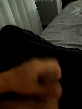 Snapshot of Themaskxxxvideo chatting on 06-06-26, 08:25 Themaskxxxvideo online show from 06-06-26, 08:25