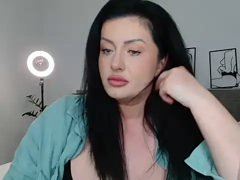 Snapshot of Jasmin0e chatting on 04-24-26, 08:49 Jasmin0e online show from 04-24-26, 08:49