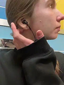 Bubble Chloe online show from 02-24-26, 02:29