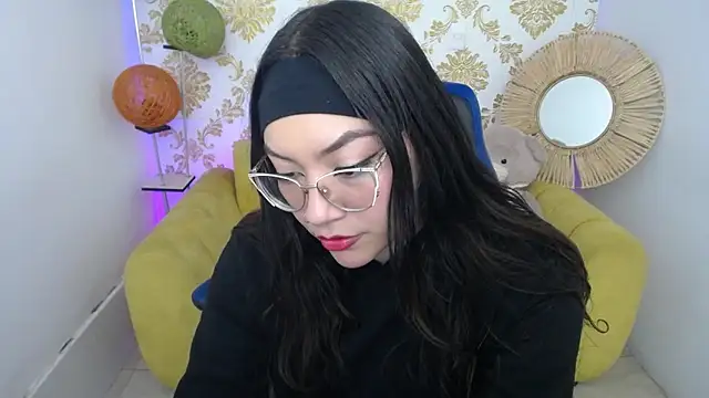 Snapshot of ALISS_M_ chatting on 02-16-26, 08:07 ALISS M online show from 02-16-26, 08:07