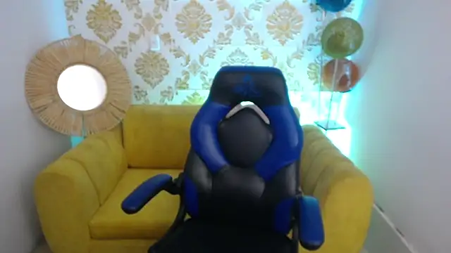 ALISS M  online show from 03-18-26, 07:59