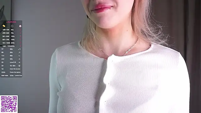 Snapshot of Nianelo chatting on 02-26-26, 09:04 Nianelo online show from 02-26-26, 09:04