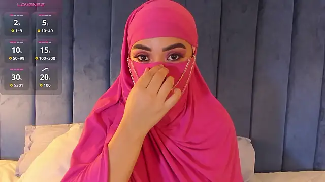 fatimarab   online show from 02-19-26, 03:36