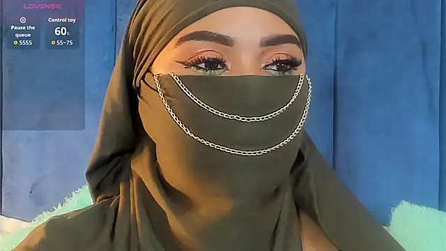 fatimarab   online show from 03-12-26, 03:45