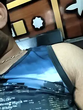 MrCurioX online show from 04-10-26, 02:13