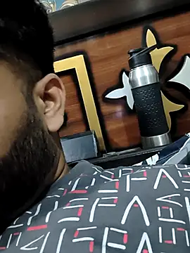 MrCurioX online show from 04-12-26, 07:55