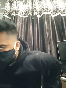 Snapshot of MrCurioX chatting on 02-20-26, 04:20 MrCurioX online show from 02-20-26, 04:20