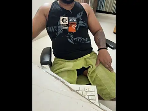 Snapshot of Rah0091 chatting on 03-18-26, 06:31 Rah0091 online show from 03-18-26, 06:31