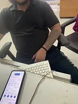 Snapshot of Rah0091 chatting on 04-04-26, 09:38 Rah0091 online show from 04-04-26, 09:38