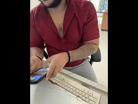 Snapshot of Rah0091 chatting on 03-22-26, 07:10 Rah0091 online show from 03-22-26, 07:10