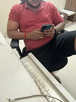 Snapshot of Rah0091 chatting on 04-05-26, 04:35 Rah0091 online show from 04-05-26, 04:35