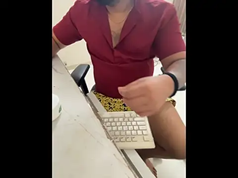 Snapshot of Rah0091 chatting on 03-05-26, 07:49 Rah0091 online show from 03-05-26, 07:49