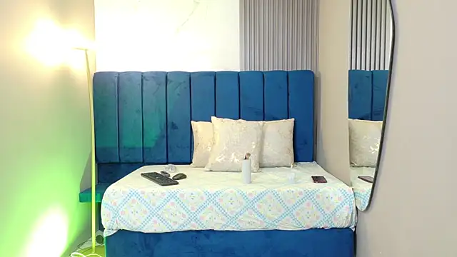 rouxinferno cr online show from 02-12-26, 04:23