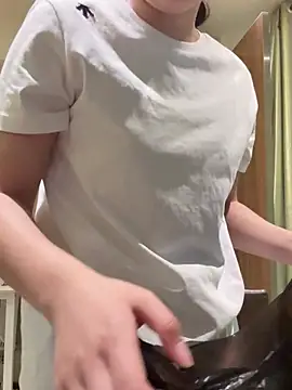 LXR77887 online show from 04-28-26, 08:08