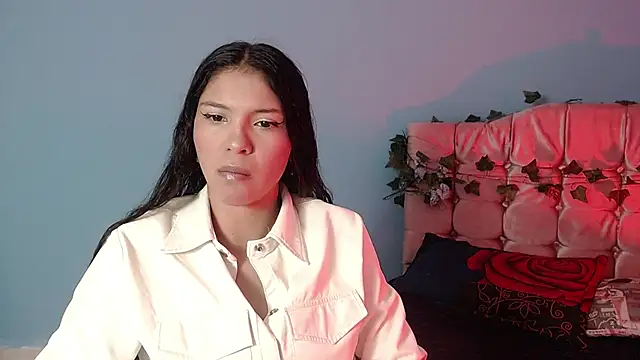 Snapshot of amber_miller18 chatting on 02-15-26, 02:49 amber miller18 online show from 02-15-26, 02:49