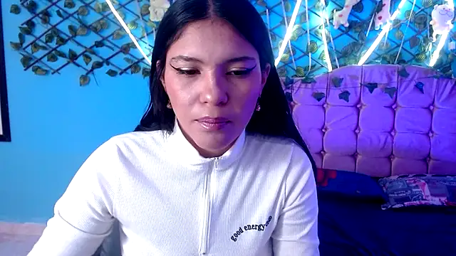 Snapshot of amber_miller18 chatting on 02-28-26, 04:23 amber miller18 online show from 02-28-26, 04:23