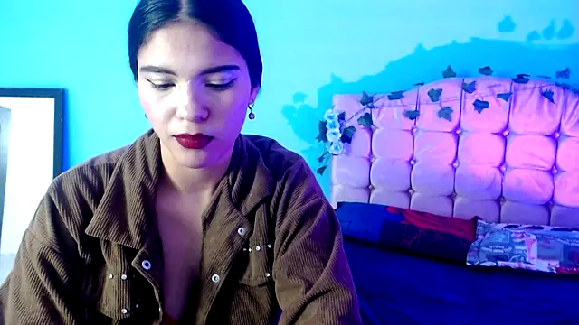 Snapshot of amber_miller18 chatting on 02-24-26, 04:24 amber miller18 online show from 02-24-26, 04:24