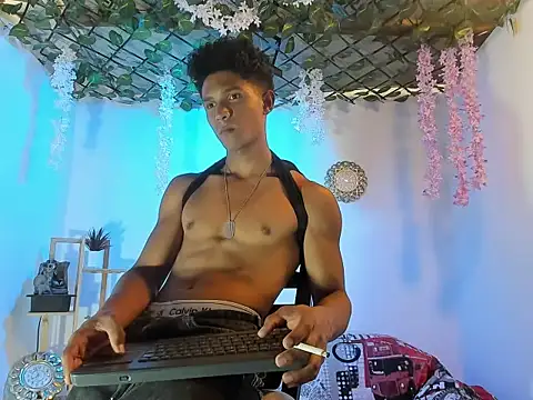 Yoel hot2004 online show from 02-07-26, 07:33