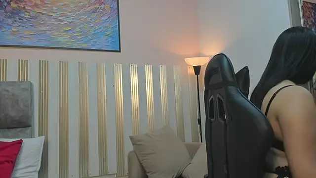 nina glow online show from 03-12-26, 11:25